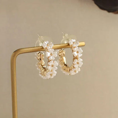 Trendy C-Shaped Pearl Hoop Earrings for Women