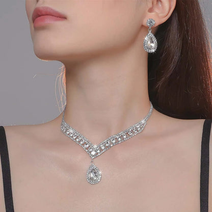Elegant Bridal Crystal Necklace and Earrings Set