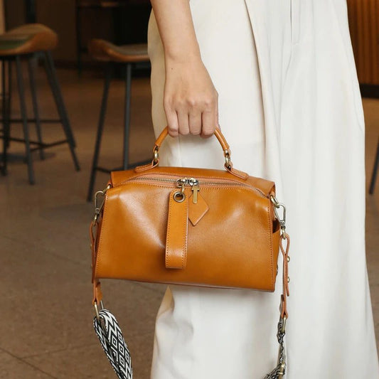 2024 Trendy Cowhide Leather Crossbody Handbags