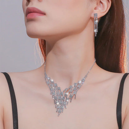 Elegant Bridal Crystal Necklace and Earrings Set