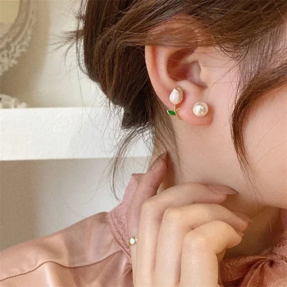 Elegant Pearl Tulip Flower Stud Earrings