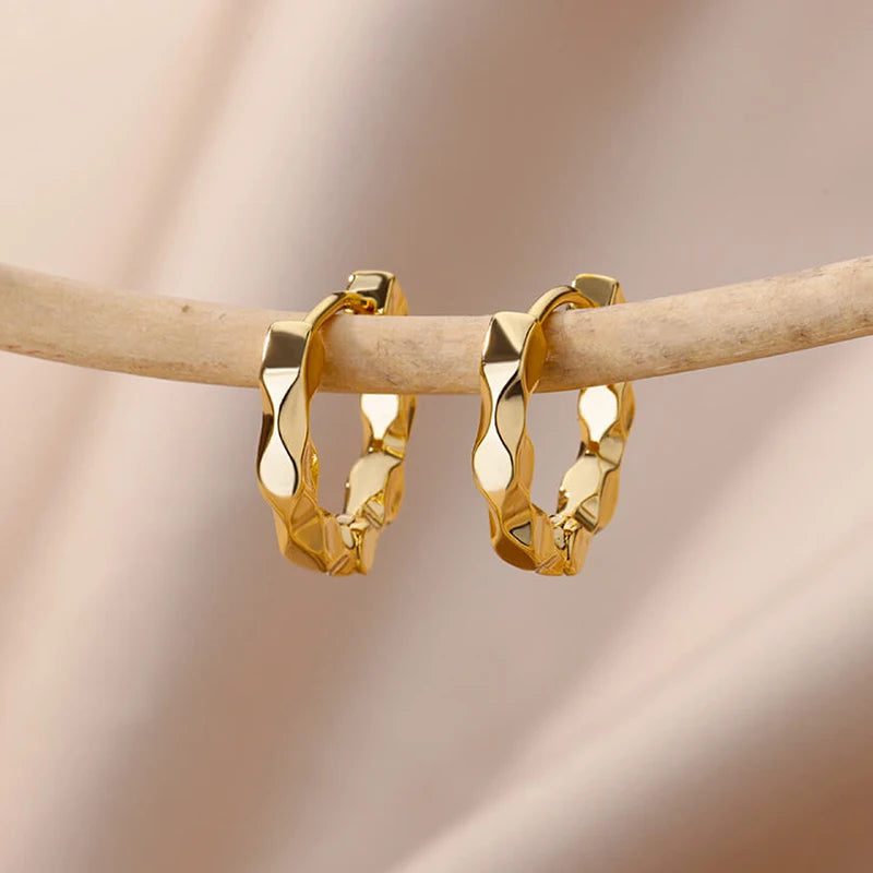 Waterproof Gold Starfish Heart Claw Earrings