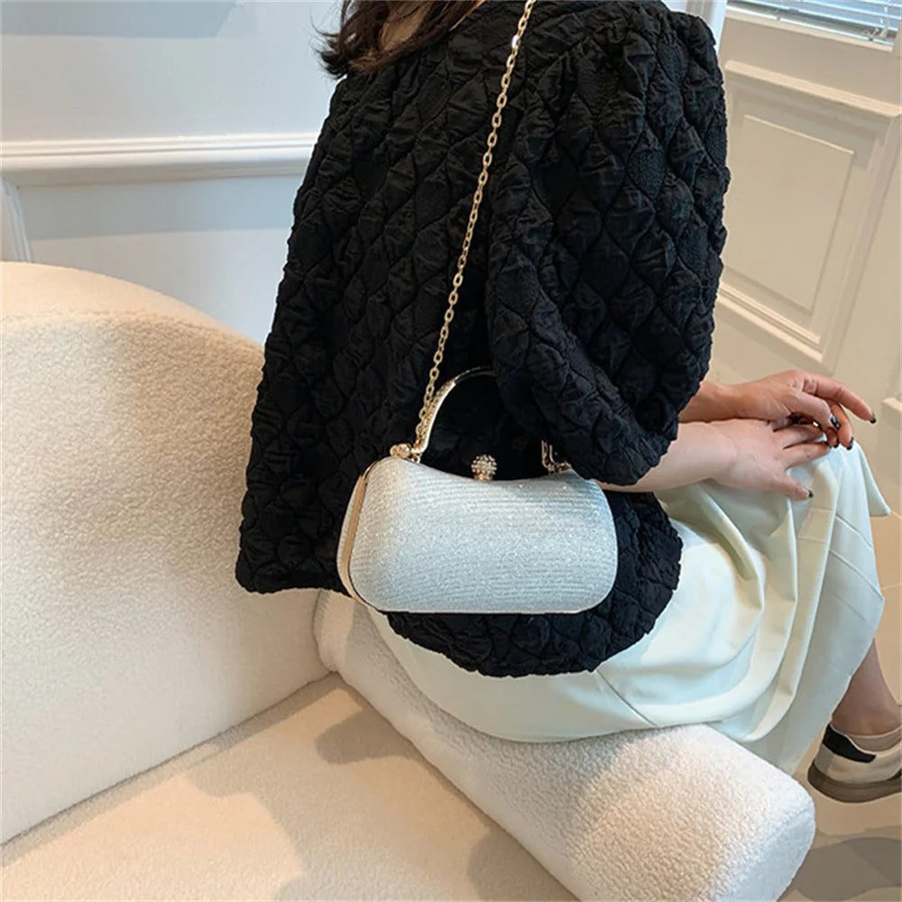 Stylish Diamond Crossbody Bag for Women