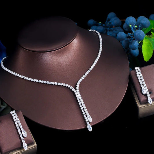 Shiny Cubic Zirconia Dangle Earrings Necklace Set