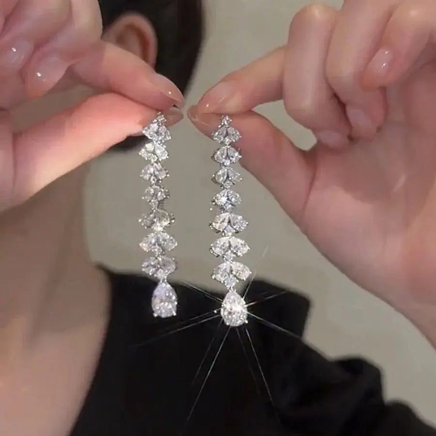 Elegant Geometric Dangle Earrings for Weddings