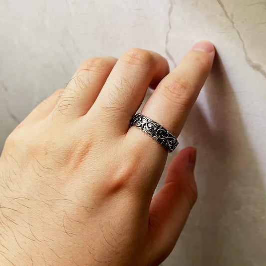 Vintage Silver Eternal Vine Ring Unisex Jewelry