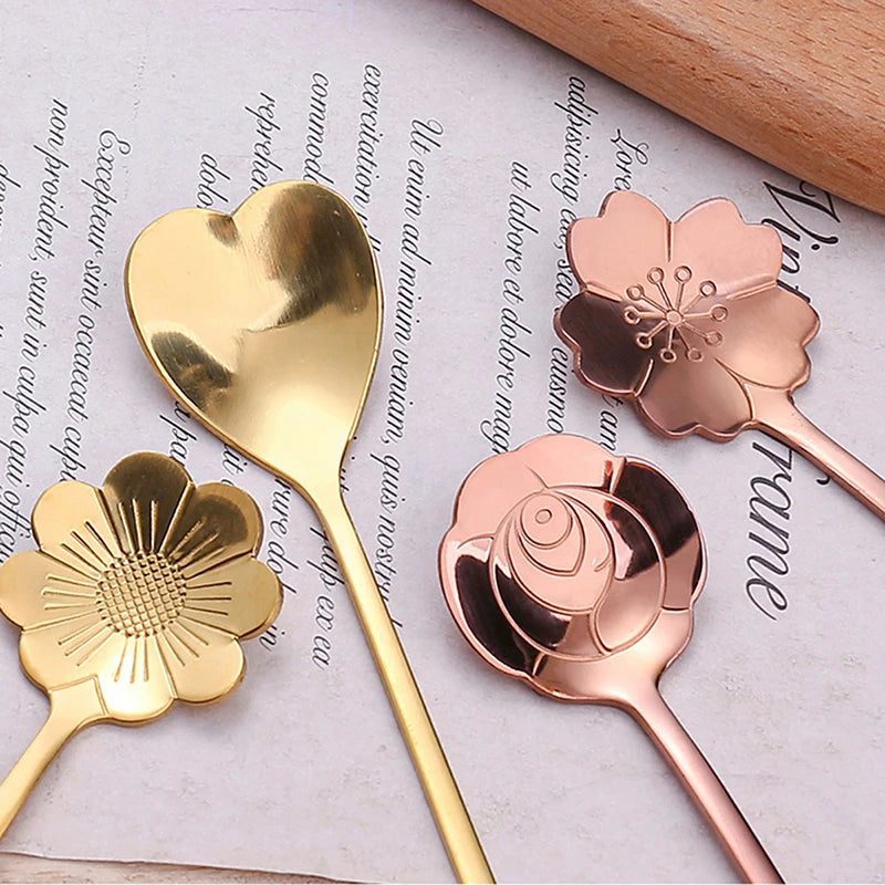 Charming 4pcs Small Flower Teaspoon Set