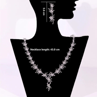 Elegant White Zirconia Star Necklace Set