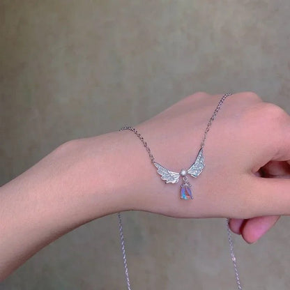 Trendy Butterfly Crystal Pearl Pendant Necklace