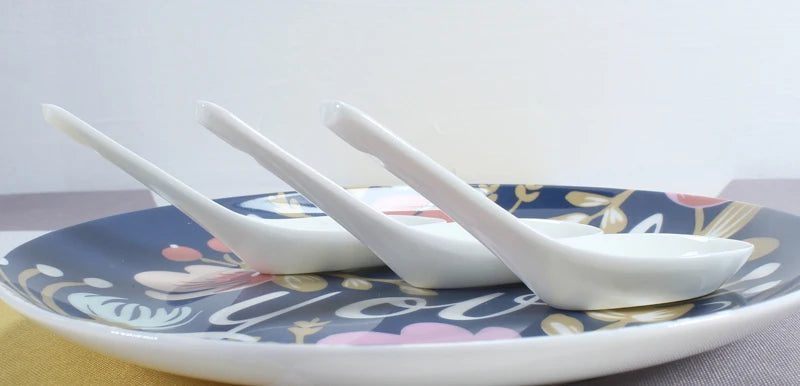 Elegant 6pcs White Ceramic Soup Spoons