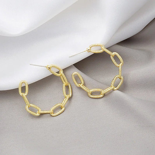 Trendy C-Shaped Pearl Hoop Earrings for Women