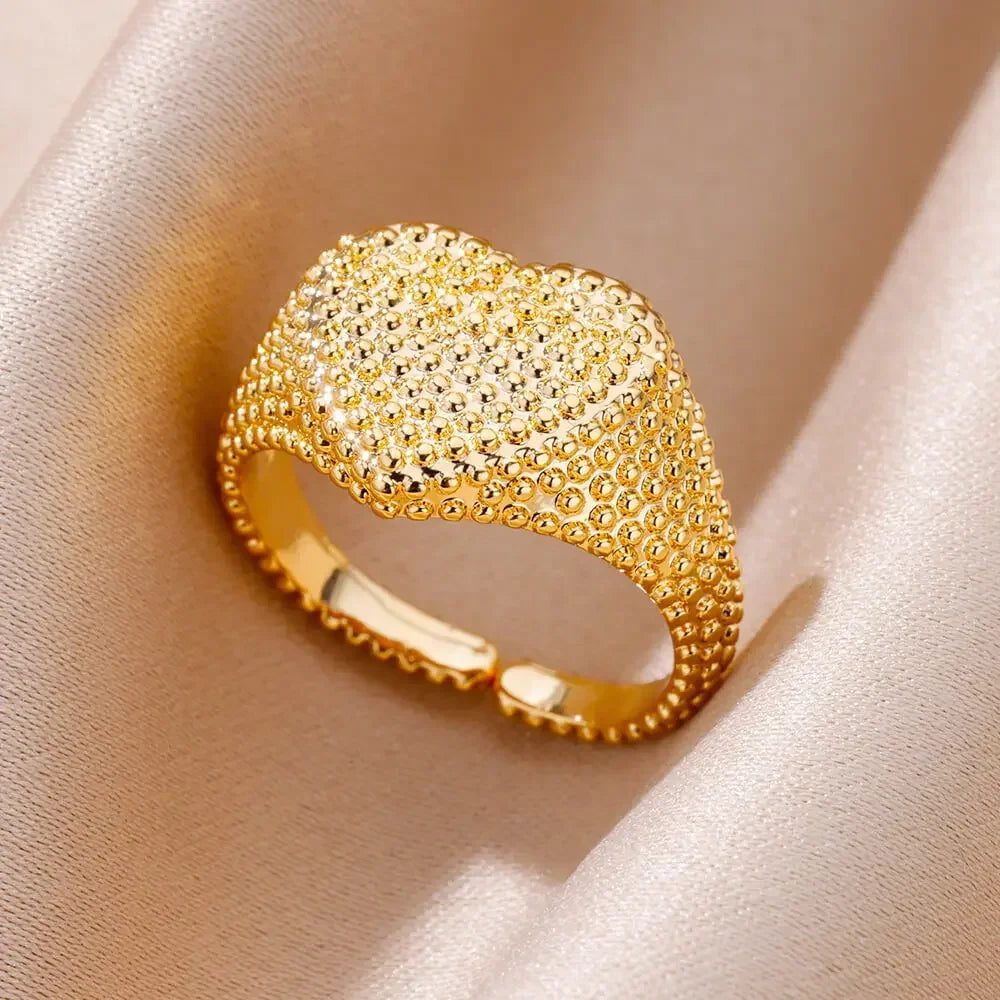 Waterproof Aesthetic Heart Gold Wedding Ring
