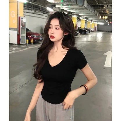 Trendy Y2K Cropped T-Shirt for Women