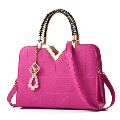 Trendy Women's Crossbody Handbag for Autumn 2024